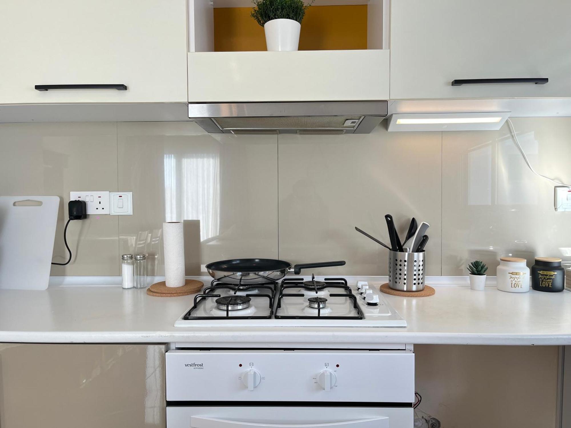 Weekend Apartments 2Br Kyrenia  Eksteriør billede